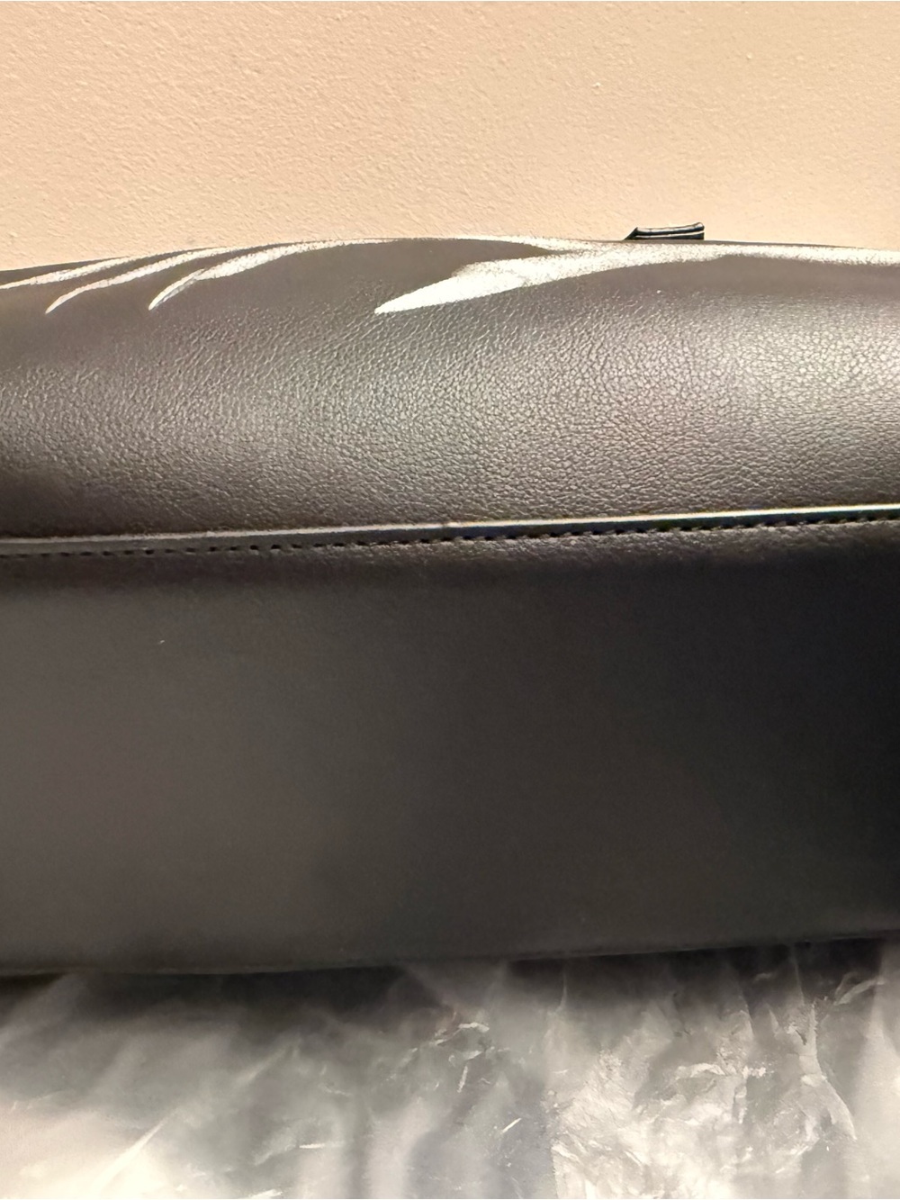 NWT Foxblood The Shadow Hunter Bag - Picture 9 of 9